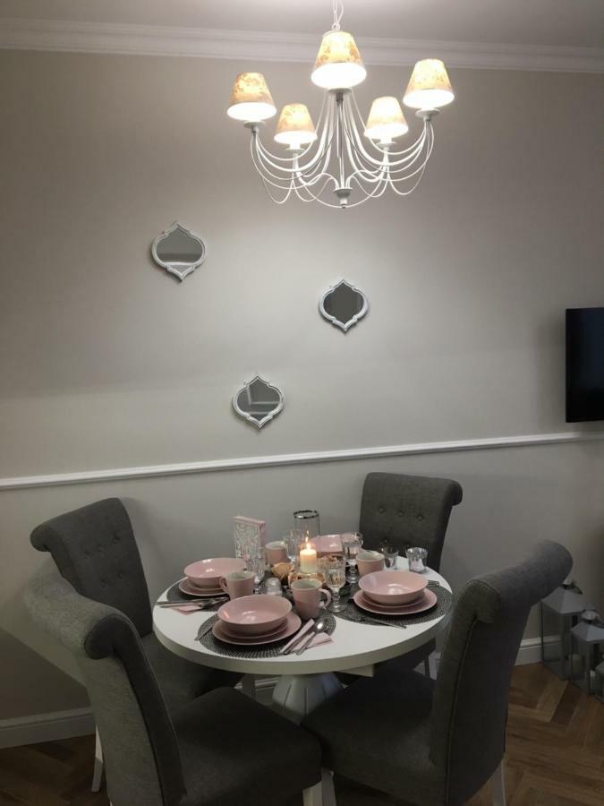 Family & Business Sauna Apartments Sienkiewicza No1 Centrum Plac Lliteratow- Piekny Apartament - 1 Bedroom With Private Sauna, Bath With Hydromassage, Parking Kielce Luaran gambar