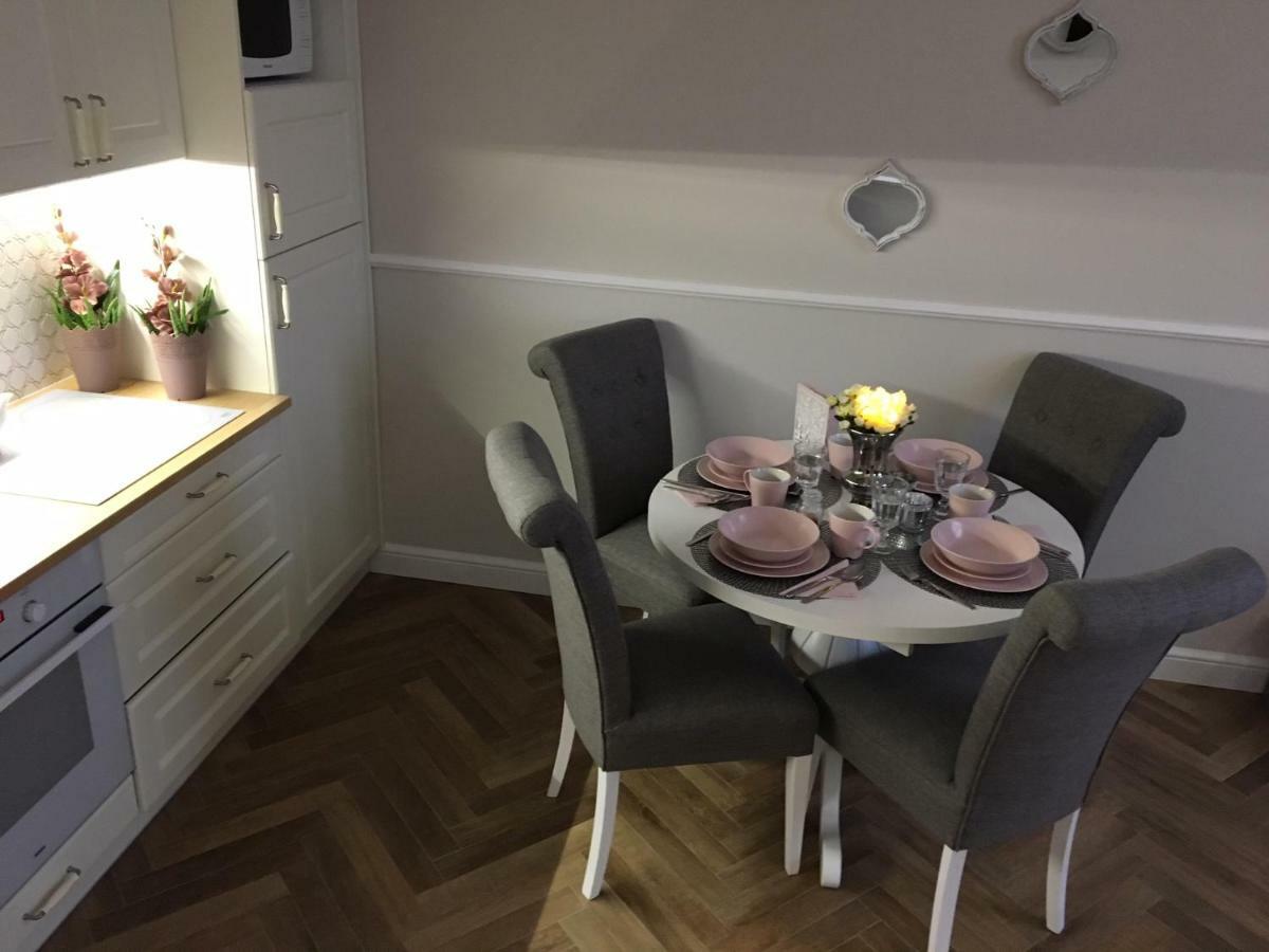 Family & Business Sauna Apartments Sienkiewicza No1 Centrum Plac Lliteratow- Piekny Apartament - 1 Bedroom With Private Sauna, Bath With Hydromassage, Parking Kielce Luaran gambar